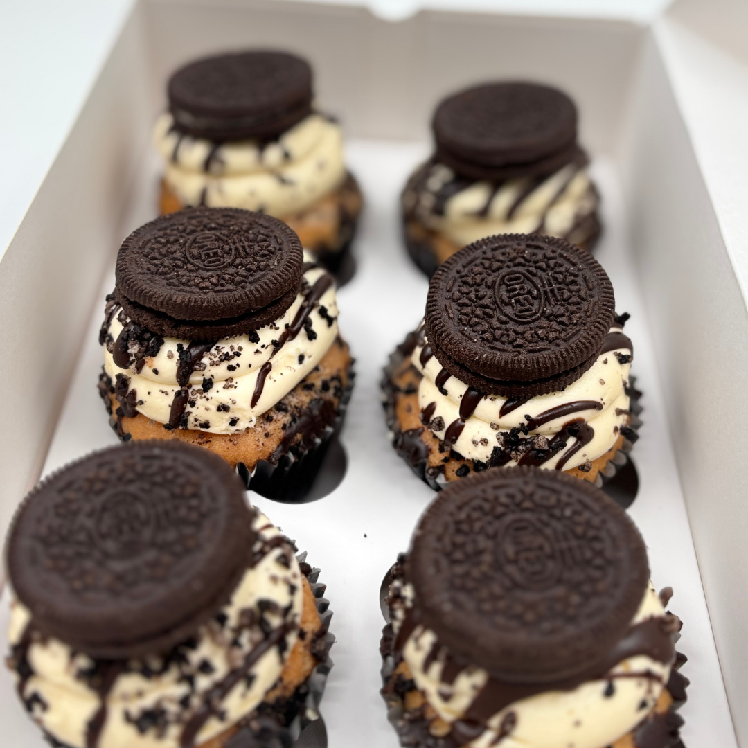 Box of 6 Oreo Cupcakes